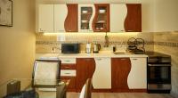 Kuchyňa alebo kuchynka v ubytovaní Apartament Szczecinek - Spokojna okolica