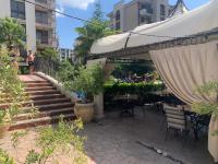 Billede fra billedgalleriet på Luxury Orchid apartment with a garden in a private hotel complex Cascadas Bulgaria i Sunny Beach