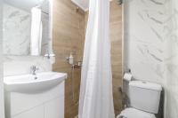 Kúpeľňa v ubytovaní Renovated Studio near Downtown