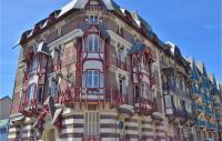 Budynek, w którym mieści się apartament