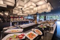 Jídlo v ryokanu nebo okolí