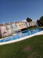 Bazén v ubytovaní Casa Mira Casares Costa alebo v jeho blízkosti