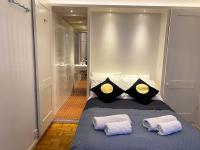 Ein Bett oder Betten in einem Zimmer der Unterkunft Canal Hideaway