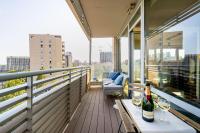 Balkón nebo terasa v ubytování Lodging Apartments Forum Llull
