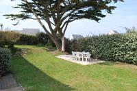 Vrt pred nastanitvijo Ty wezenn MAISON &agrave; 30 m de la mer, location du samedi au samedi