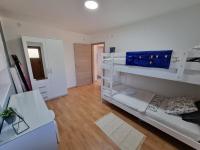 Kuchyňa alebo kuchynka v ubytovaní Family Apartment in Dramalj (Crikvenica)