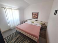 Posteľ alebo postele v izbe v ubytovaní Apartments and rooms by the sea Zaglav, Dugi otok - 8170
