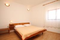 Posteľ alebo postele v izbe v ubytovaní Apartments by the sea Sali, Dugi otok - 8174