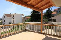 Balkón alebo terasa v ubytovaní Apartments by the sea Sali, Dugi otok - 8174
