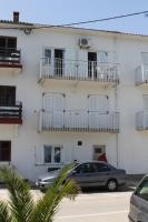 Budynek, w którym mieści się apartament