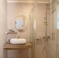 Kúpeľňa v ubytovaní Αlissachne Suites