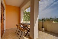 Balkón alebo terasa v ubytovaní Apartment Mali Losinj 7879d