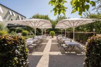 Сад в Hotel Moritz an der Elbe