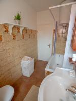 Koupelna v ubytování Apartments by the sea Rab - 14515