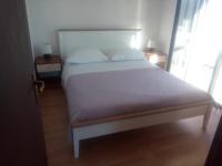 Posteľ alebo postele v izbe v ubytovaní Apartments by the sea Cove Gornja Krusica, Solta - 16376
