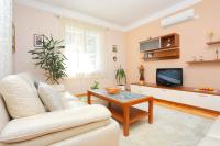 Televízia a/alebo spoločenská miestnosť v ubytovaní Apartments with WiFi Split - 16420