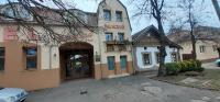 Budova, v ktorej sa hotel nachádza