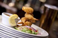 Jídlo v hotelu nebo okolí