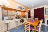 Plán poschodí v ubytovaní Family friendly apartments with a swimming pool Okrug Gornji, Ciovo - 16893