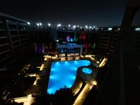 Bazén v ubytování Sheraton ocean 603 - Private apartments nebo v jeho okolí