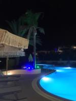 Bazén v ubytování Moscha Hotel nebo v jeho okolí