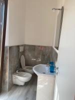 Kúpeľňa v ubytovaní KROTONIATI APARTMENT
