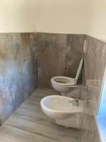 Kúpeľňa v ubytovaní KROTONIATI APARTMENT