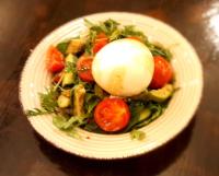 Jídlo v hotelu nebo okolí