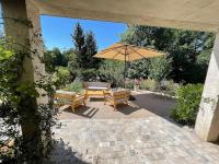 Vonkajšia záhrada v ubytovaní La bastide