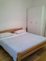 Posteľ alebo postele v izbe v ubytovaní Apartments by the sea Zubovici, Pag - 4125