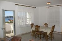Posedenie v ubytovaní Apartments by the sea Seget Donji, Trogir - 2041