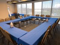 Holiday Inn Express & Suites Albuquerque Historic Old Town by IHGにあるビジネスエリアまたは会議室