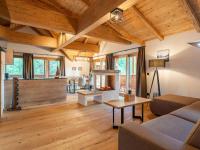 Część wypoczynkowa w obiekcie AlmApARTment Mauterndorf Pichl 9-5
