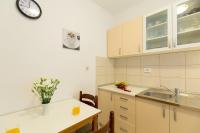 Kuchyňa alebo kuchynka v ubytovaní Apartments by the sea Tri Zala, Korcula - 4346