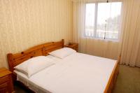 Una cama o camas en una habitaci&oacute;n de Apartments with a parking space Zavalatica, Korcula - 4453