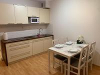 Kuchyňa alebo kuchynka v ubytovaní Apartament Zdrojowa