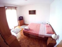 Postel nebo postele na pokoji v ubytování Apartments with a parking space Biograd na Moru, Biograd - 6201