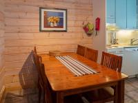 Kuchyň nebo kuchyňský kout v ubytování Holiday Home Ruka snow & sun 4 by Interhome