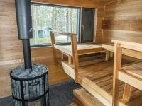 Palanda nebo palandy na pokoji v ubytování Holiday Home Villa livo by Interhome