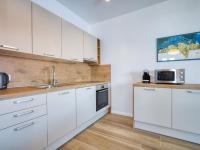 Kuchnia lub aneks kuchenny w obiekcie Holiday Home Villa Vali 2 by Interhome