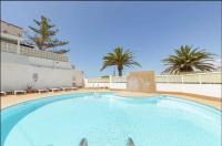 Bazén v ubytování Casa lele en anfi del mar nebo v jeho okolí