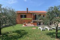 Vonkajšia záhrada v ubytovaní Family friendly house with a parking space Sveti Martin, Central Istria - Sredisnja Istra - 7849