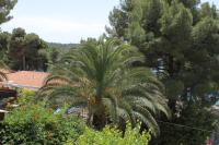 Vonkajšia záhrada v ubytovaní Apartments by the sea Mali Losinj (Losinj) - 7996