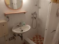 Kúpeľňa v ubytovaní Apartments by the sea Mali Losinj (Losinj) - 7996