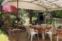 Vonkajšia záhrada v ubytovaní Apartments with WiFi Mali Losinj (Losinj) - 7992
