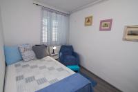 Posteľ alebo postele v izbe v ubytovaní Apartments by the sea Veli Losinj, Losinj - 7959