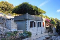 Vonkajšia záhrada v ubytovaní Secluded fisherman's cottage Cove Rasohatica, Korcula - 9233