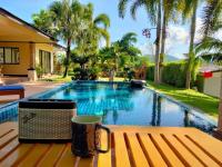 Pimpin Pool Villa - Housity