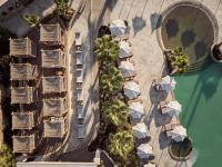Bazén v ubytovaní Seaside A Lifestyle Resort - Adults Only alebo v jeho blízkosti