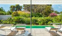 Vonkajšia záhrada v ubytovaní Villa Kòsmos - Piscina e Giardino - Villasimius